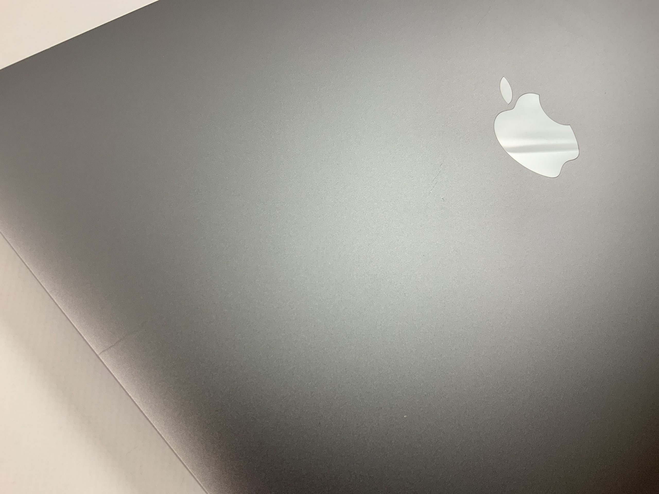 MacBook Pro 13" 4TBT Mid 2019 (Intel Quad-Core i5 2.4 GHz 16 GB RAM 512 GB SSD), Space Gray, Intel Quad-Core i5 2.4 GHz, 16 GB RAM, 512 GB SSD, Bild 2